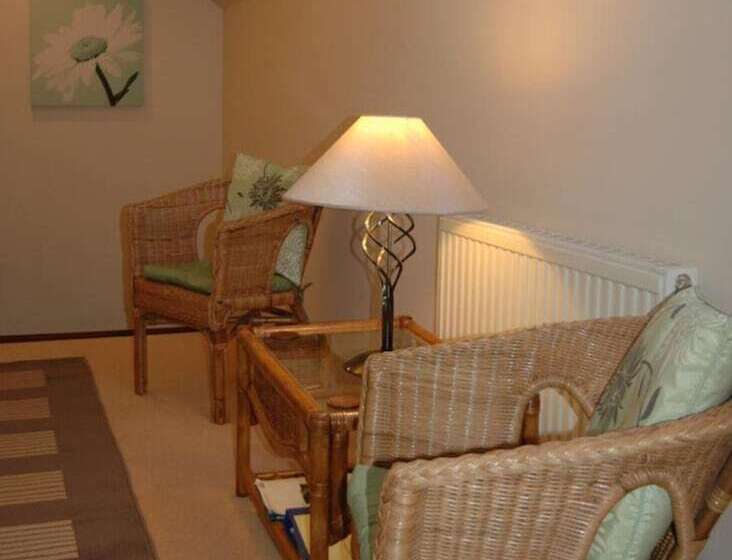 Hotel Dunhallin House