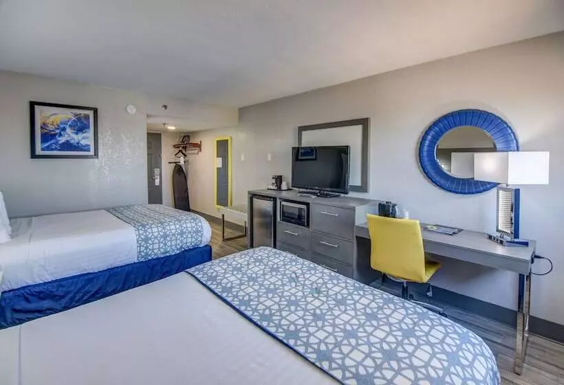 호텔 Emerald Coast Inn And Suites