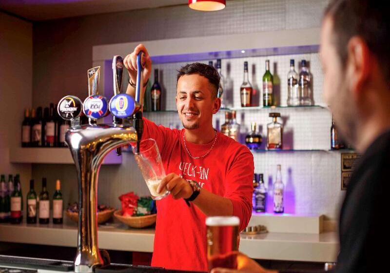 בית מלון כפרי Ibis Aberdeen Centre – Quayside