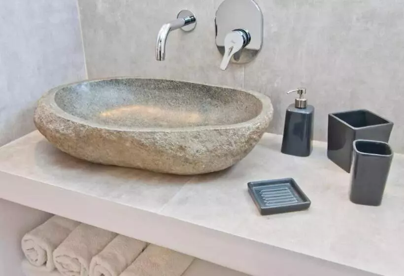 Отель Iliada Odysseas Resort