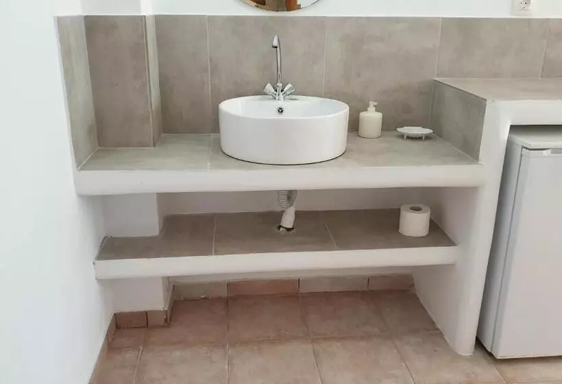 Отель Iliada Odysseas Resort