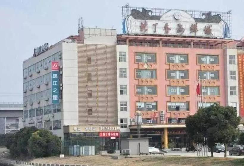 호텔 Jinjiang Inn Shanghai Xinsong Road
