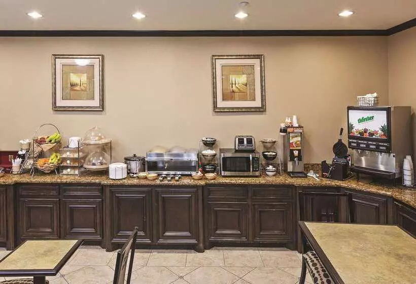 酒店 La Quinta Inn & Suites By Wyndham Livingston