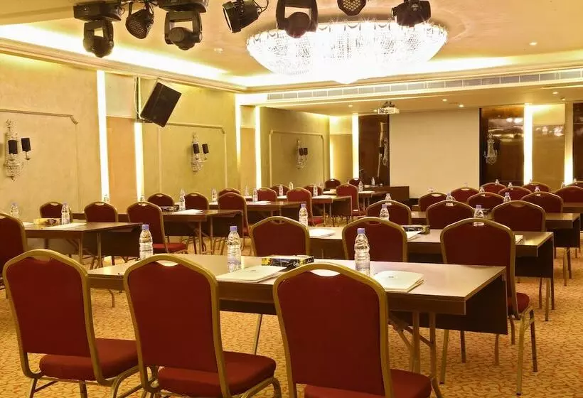 هتل Lancaster Suites Raouche