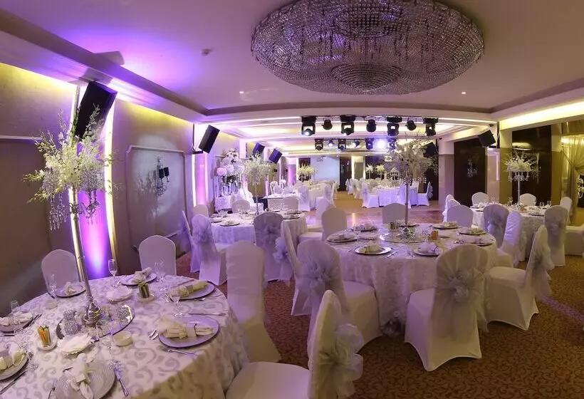 هتل Lancaster Suites Raouche