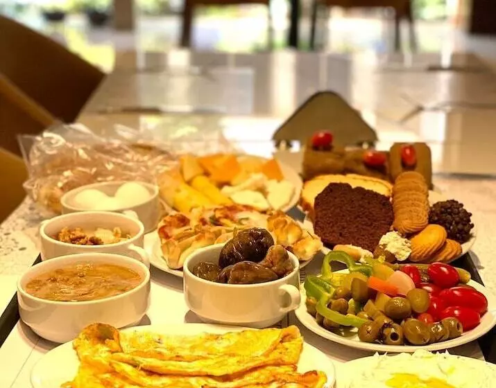 هتل Lancaster Suites Raouche