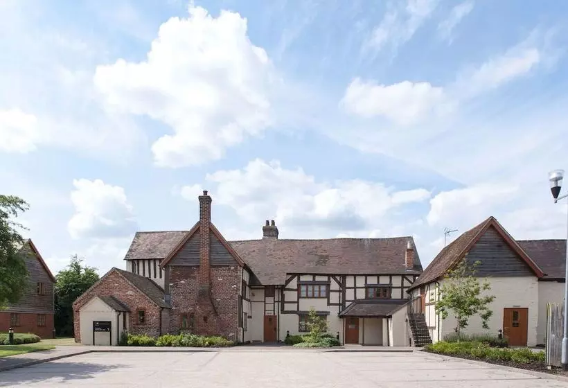 Hotel Meadow Farm Redditch By Marstons Inns