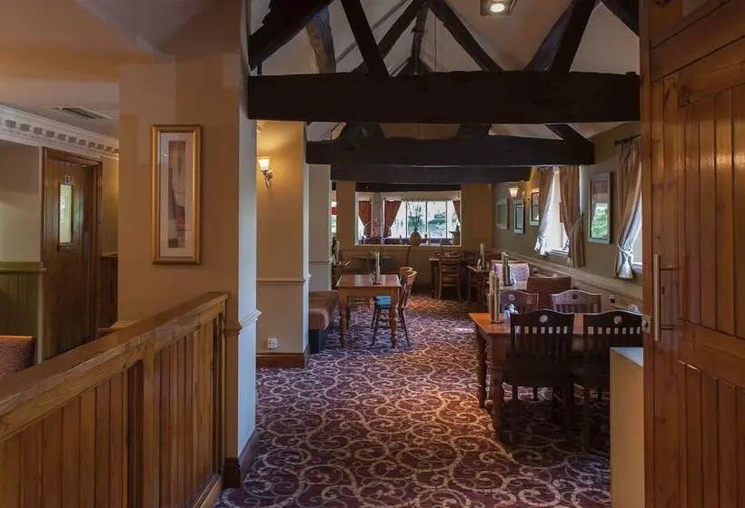 Hotel Meadow Farm Redditch By Marstons Inns