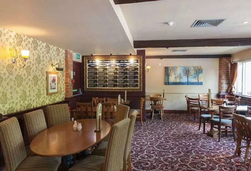 Hotel Meadow Farm Redditch By Marstons Inns