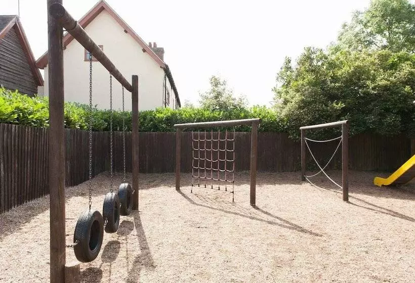 Hotel Meadow Farm Redditch By Marstons Inns