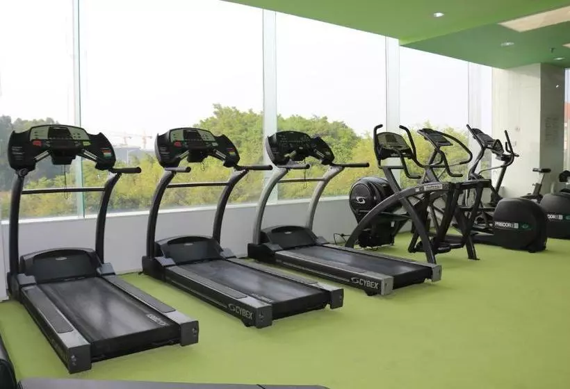 ホテル Guangzhou Nansha Pearl River Delta World Trade Center Tower