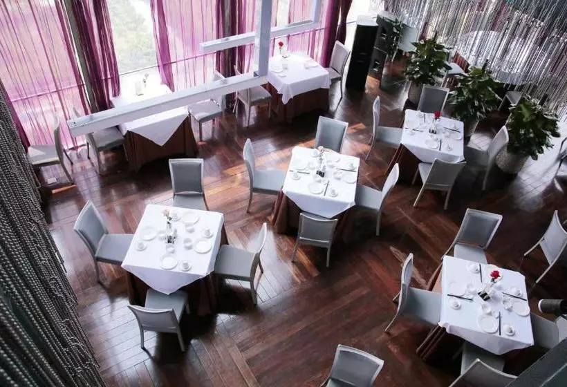 ホテル Guangzhou Nansha Pearl River Delta World Trade Center Tower