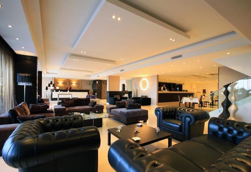 ホテル Rivoli Palace