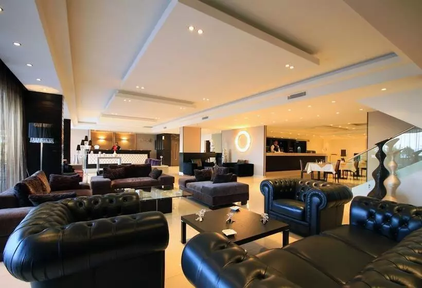 Отель Rivoli Palace