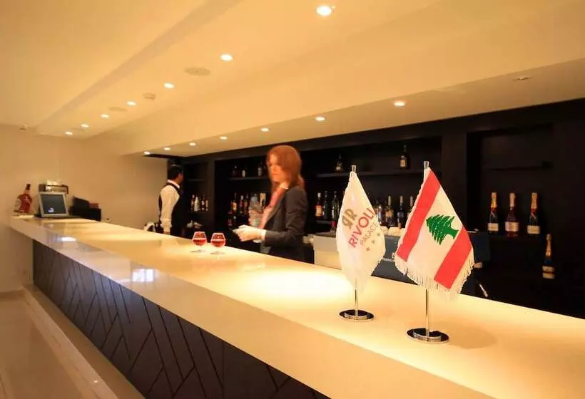 Отель Rivoli Palace