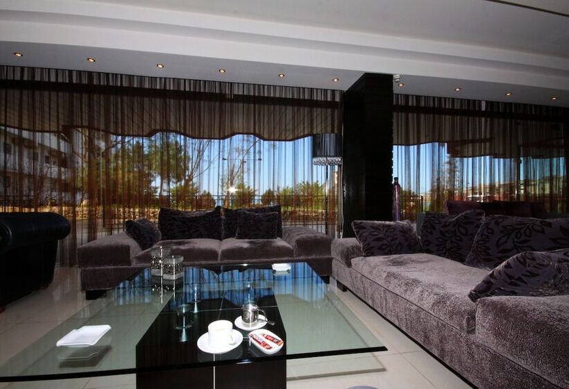 ホテル Rivoli Palace