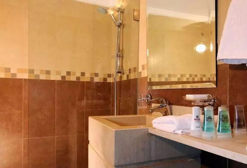 Отель Rivoli Palace