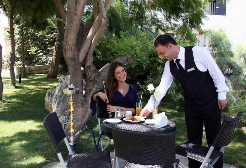 ホテル Rivoli Palace