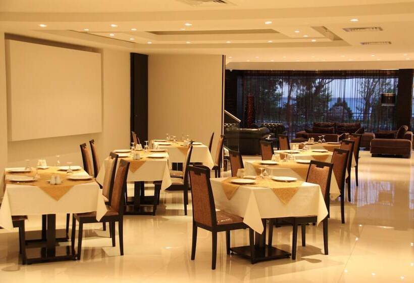 ホテル Rivoli Palace