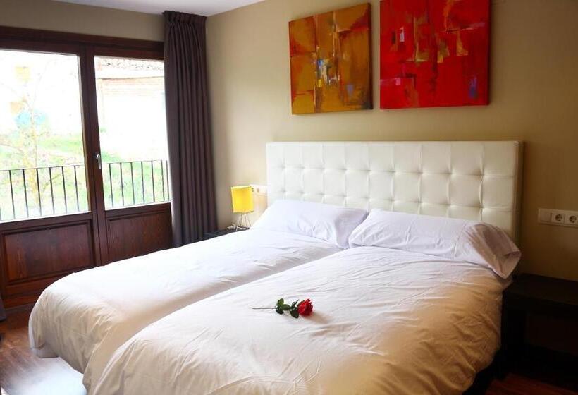 田舎風ホテル El Cierzo De Javalambre