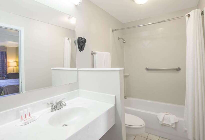 ホテル Super 8 By Wyndham Jasper