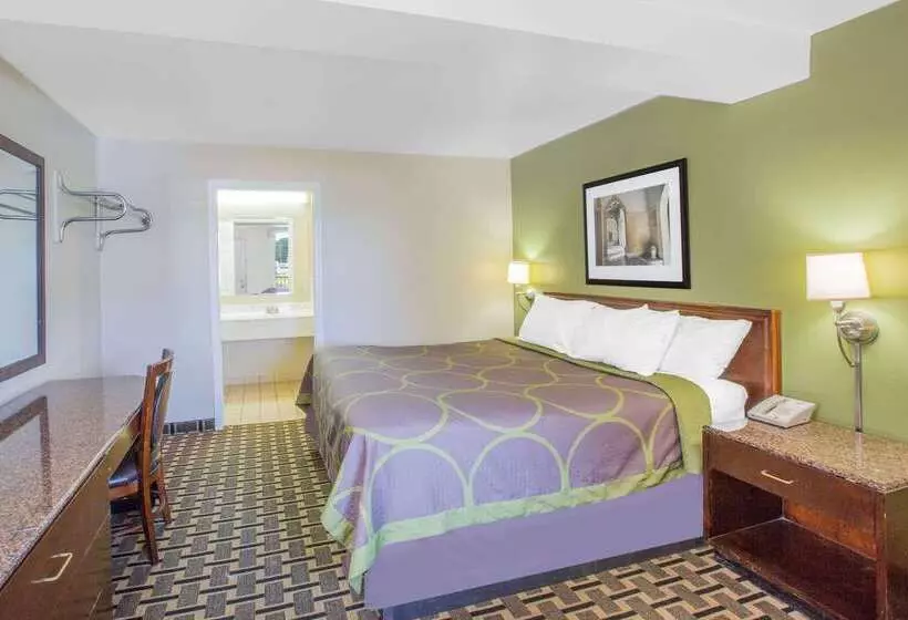 فندق Super 8 By Wyndham Jasper