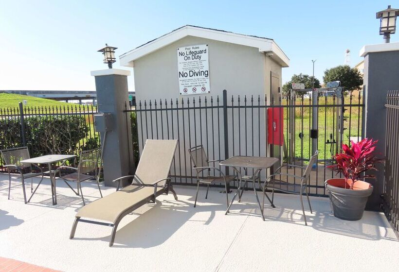 בית מלון כפרי Best Western Texas City I 45