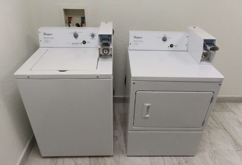 בית מלון כפרי Best Western Texas City I 45