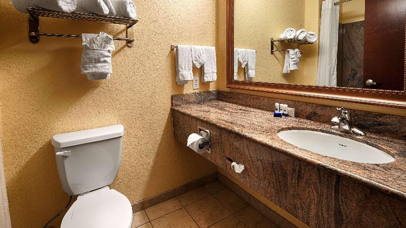 בית מלון כפרי Best Western Texas City I 45