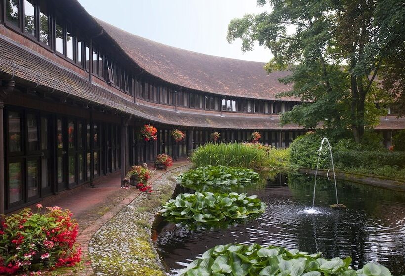 호텔 The Coach House At Missenden Abbey