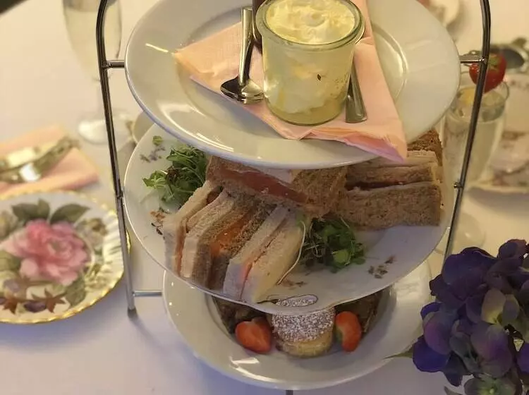 Hotel The Coach House At Missenden Abbey