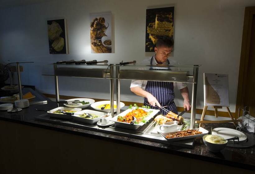 호텔 The Coach House At Missenden Abbey