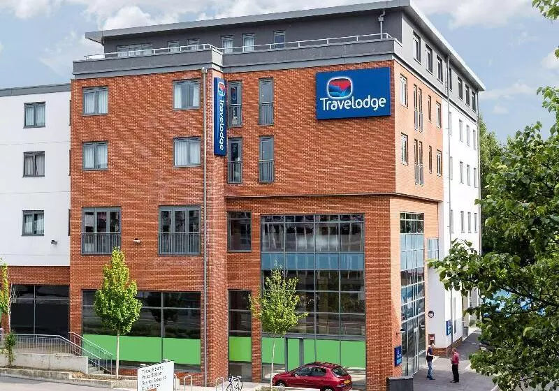 Hôtel Travelodge Camberley Central