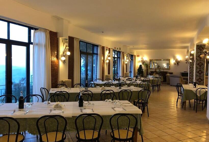 فندق Villa San Giovanni