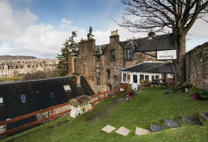 هاستل Bazpackers