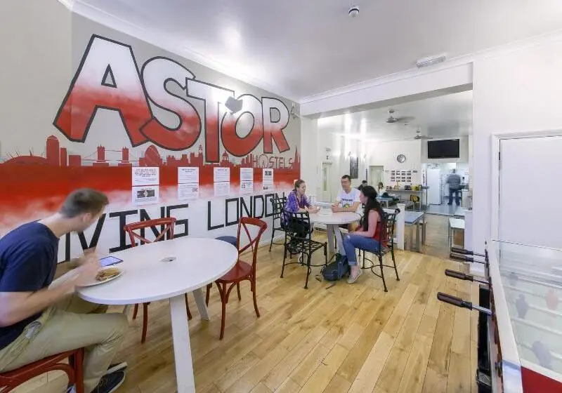Astor Hyde Park Hostel