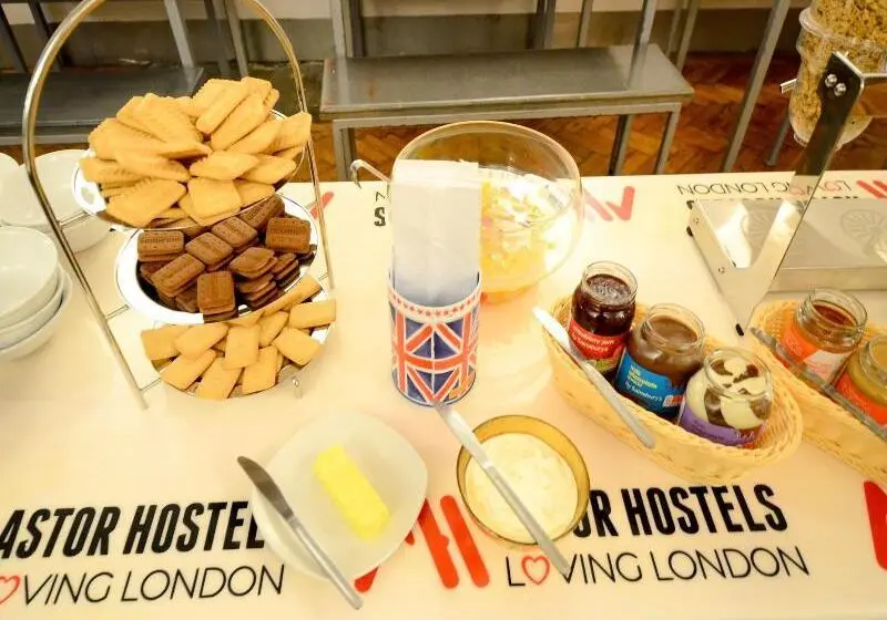 Astor Hyde Park Hostel