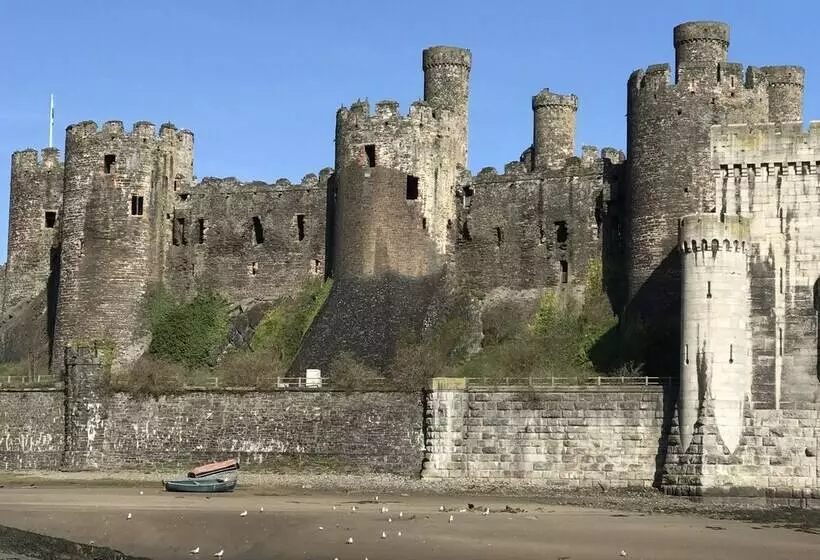 민박 Llandudno Hostel