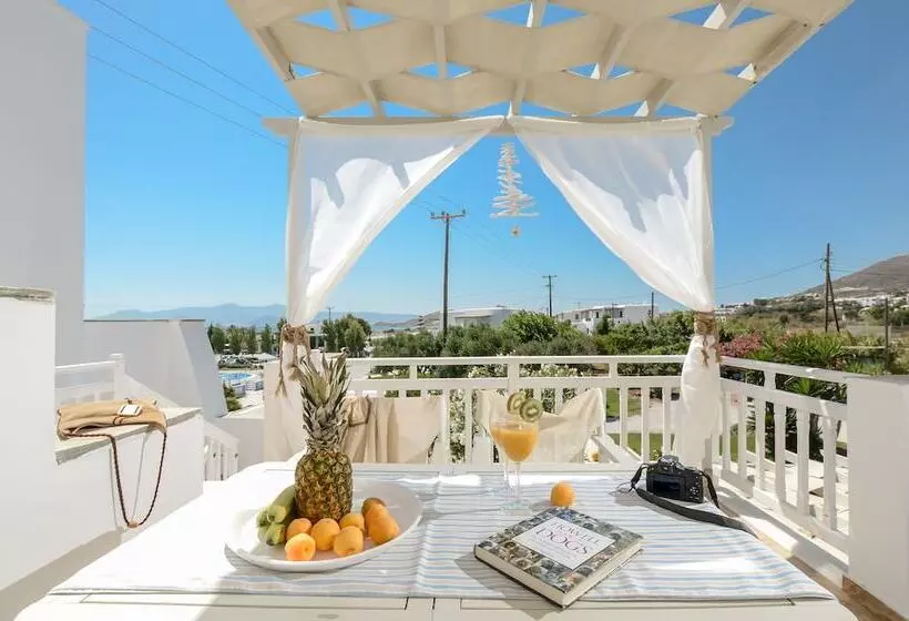 Birikos Hotel & Suites