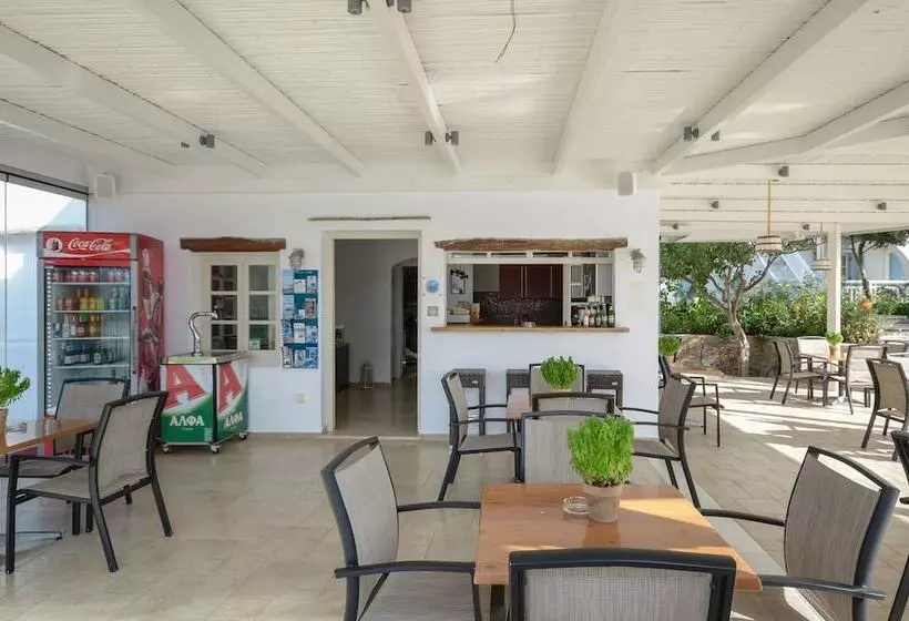 Birikos Hotel & Suites