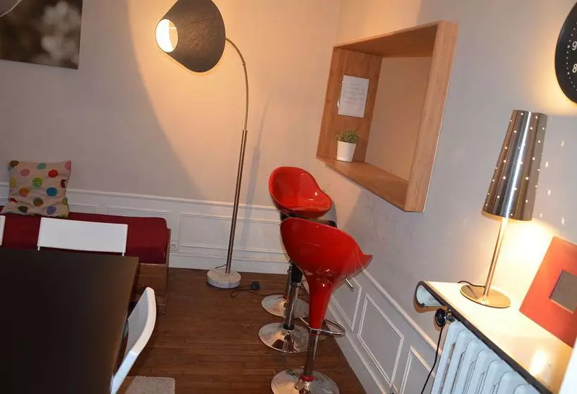 簡易ホテル Justabed