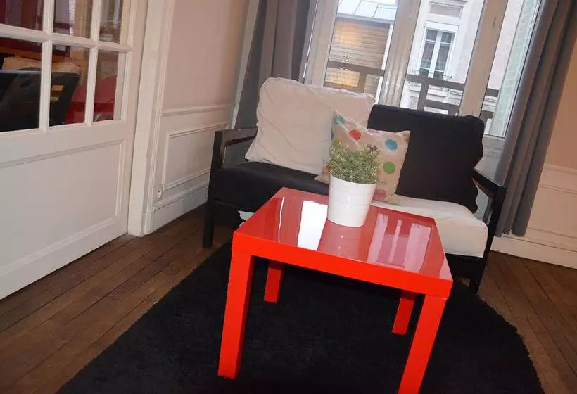 簡易ホテル Justabed