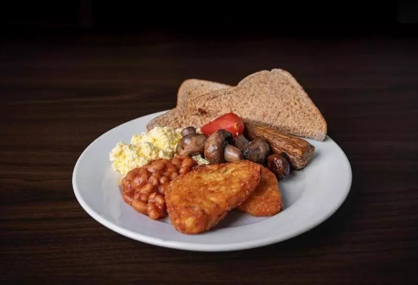 فندق فئة نجمة واحدة Princes Gardens