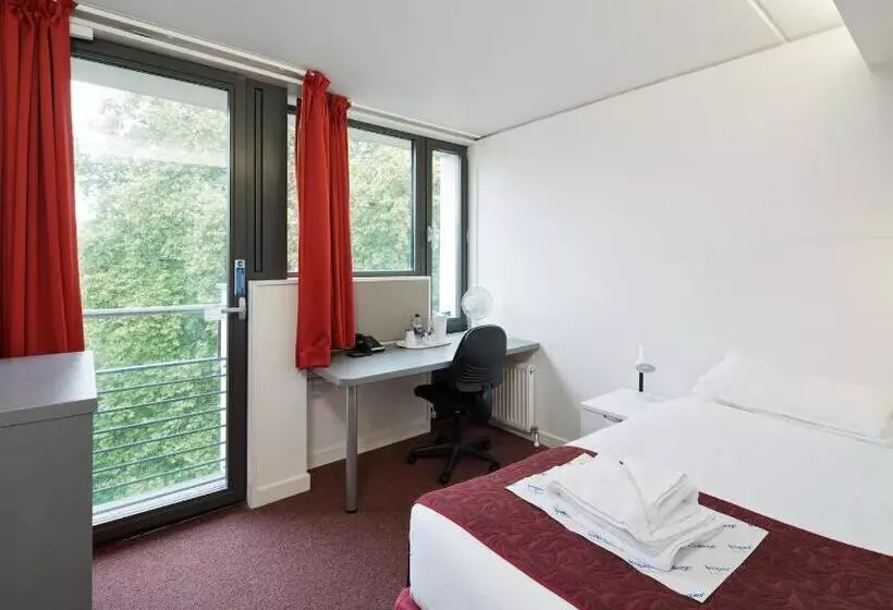 فندق فئة نجمة واحدة Princes Gardens