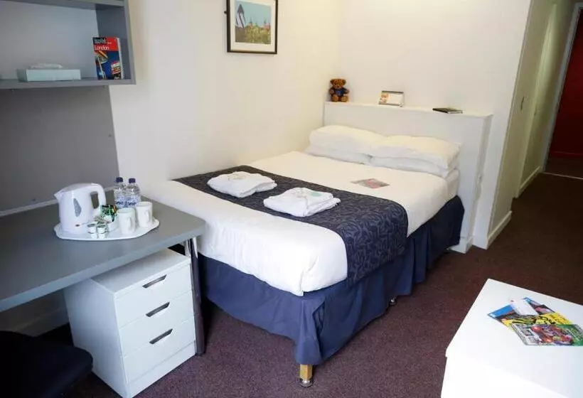 فندق فئة نجمة واحدة Princes Gardens