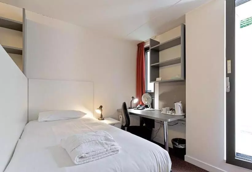 فندق فئة نجمة واحدة Princes Gardens