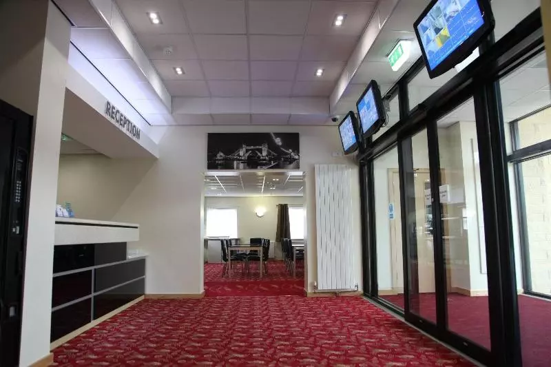 ホテル The Cambridge