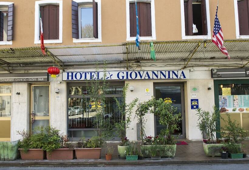 ホテル Giovannina