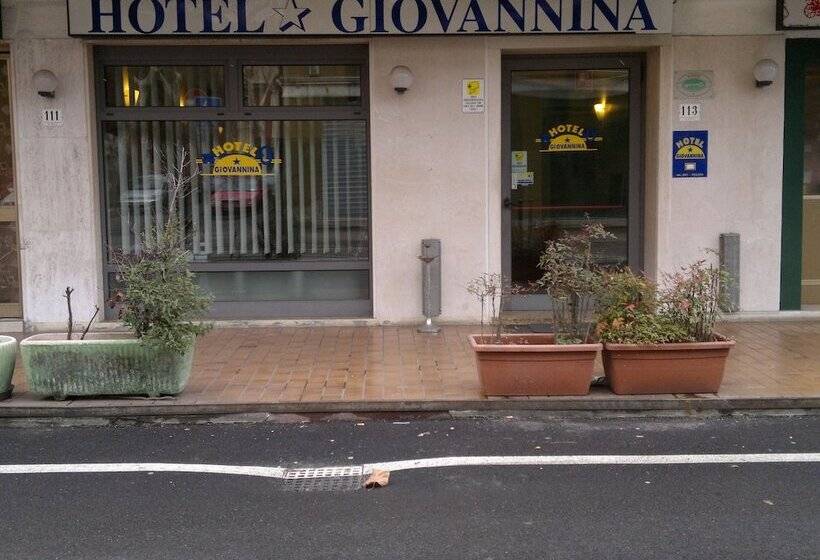 ホテル Giovannina