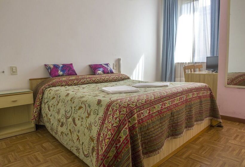 ホテル Giovannina